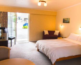 Broadway Lodge Motel - Stratford - Bedroom