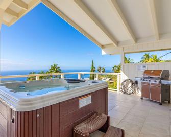 Luxury Home With Amazing Ocean View Above Kealakekua Bay -Big Lanai With Hot Tub - Captain Cook - Balcony