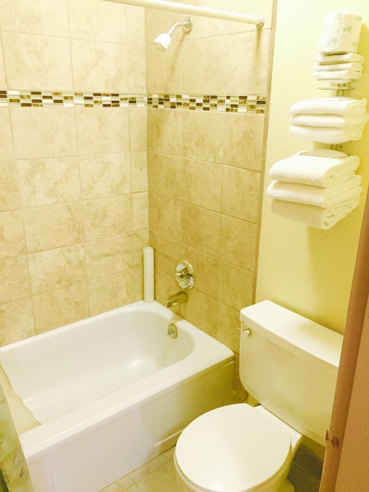 Travelers Inn Motel - סאלם - חדר רחצה