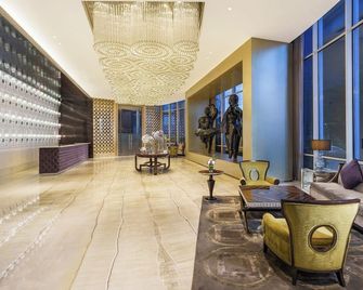 Hotel Ciputra World Surabaya managed by Swiss-Belhotel International - Surabaya - Lobby