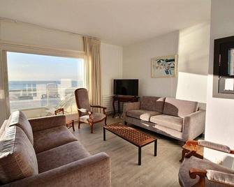 REALE I5 : Sea-facing apartment for 8/9 people, on 5th floor with sea-facing balcony - Hardelot-Plage