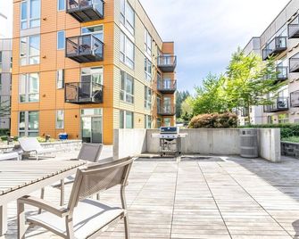 2br | Gym | Mercer Island | Sophari Isle D - Mercer Island - Balkon
