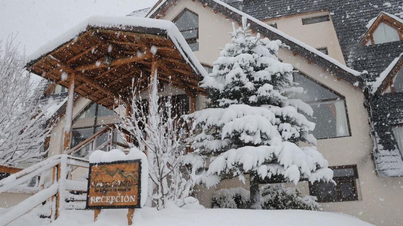 Village Catedral Hotel Resort & Spa