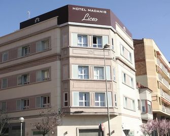 Hotel Madanis Liceo - Hospitalet de Llobregat - Edificio