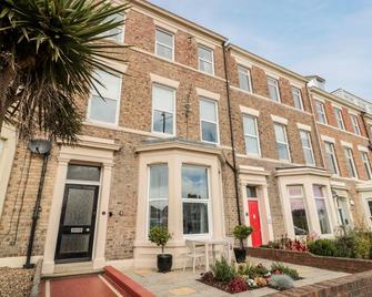Studio 51 Tynemouth - North Shields - Building