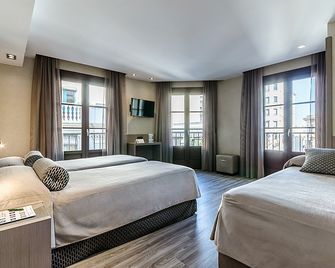 Hotel Suizo - Barcelona - Bedroom