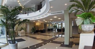 Calimbra Wellness Hotel Superior - Miskolc - Lobby