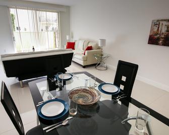 Pelicanstay in Coral Gables Miami - Coral Gables - Eetruimte