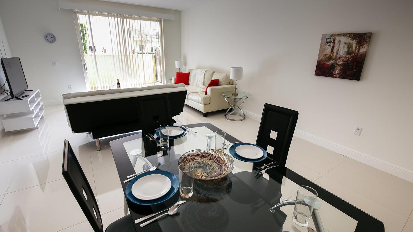 Pelicanstay in Coral Gables Miami
