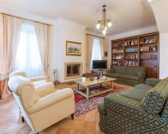 Colle Ridente Borgo - Camerino - Living room
