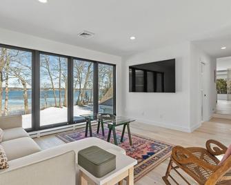 Oceanview Oasis: Modern Luxury Meets Seaside Serenity at This Exclusive Coastal - Yarmouth - Living room