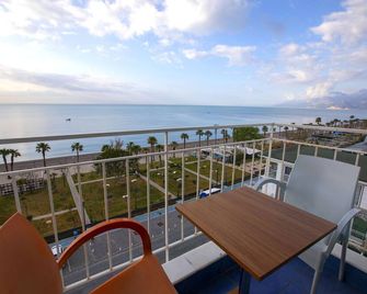 Kristal Beach Hotel - Antalya - Balcony