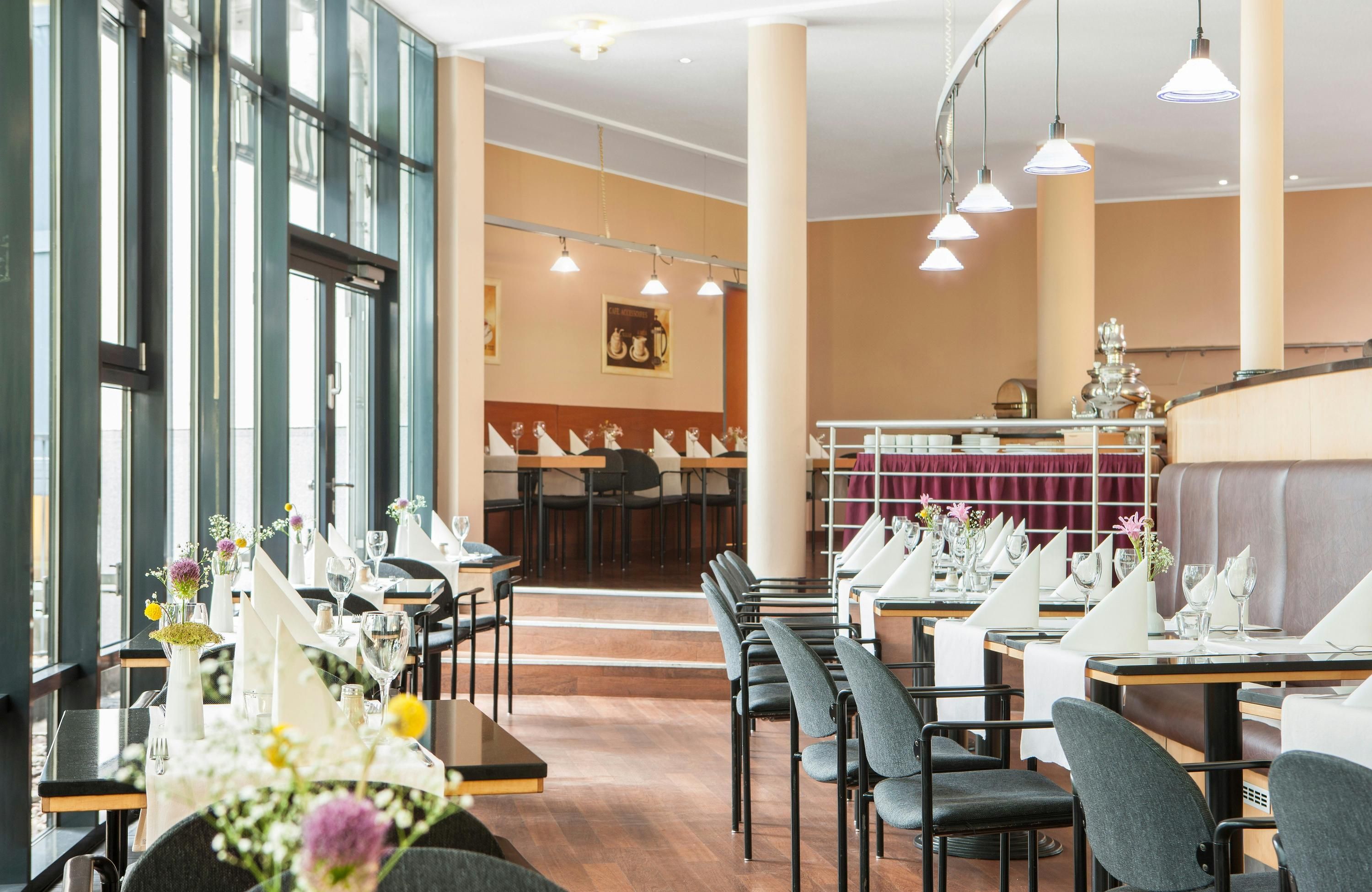 Intercityhotel Magdeburg - מגדבורג - מסעדה