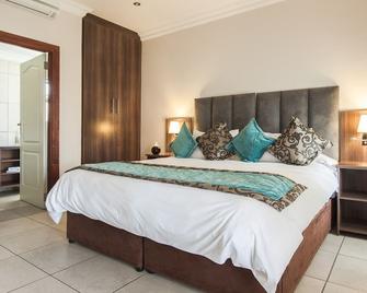 Usambara Lodge - Muldersdrif - Camera da letto