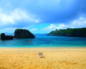 Hotel Henza - Uruma - Strand