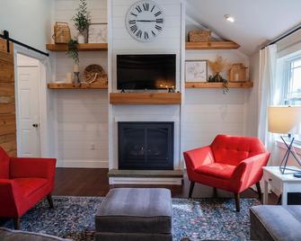 Modern Farmhouse Getaway Close to Hershey - Elizabethtown - Sala de estar