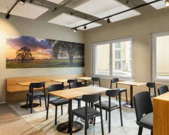 bsmart motel Amriswil - Amriswil - Buffet