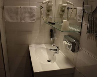 Hotel Zum Rosengarten - Darmstadt