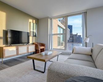 Edgewater 1br w gym deck lounge nr L CHI-918 - Chicago - Living room