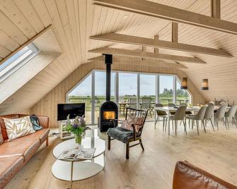 Four-Bedroom Holiday Home In Skjern - Skjern - Sala de estar