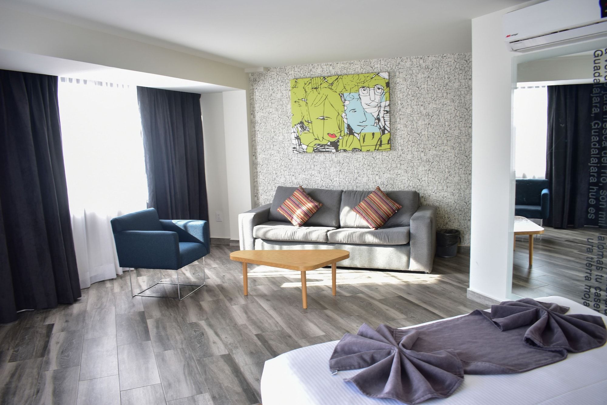 Hotel Perla Central - גוואדאלחארה - סלון