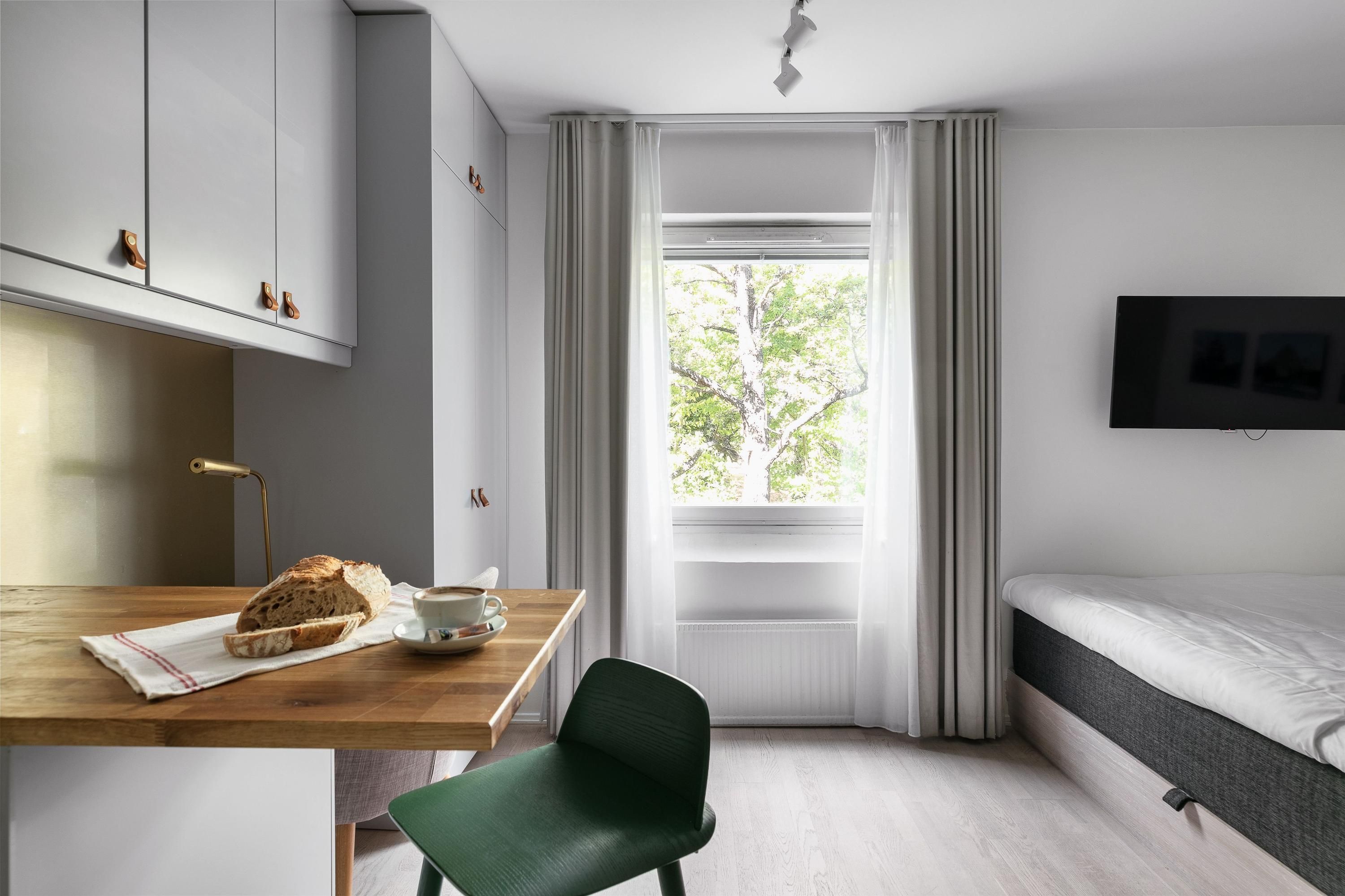 Avanti Hotel Apartments thumbnail 3