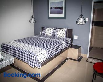 Mui Ne Hills Villa Hotel - Mũi Né - Phòng ngủ