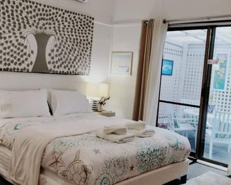 The Boathouse a 3 Bedroom House - Narooma - Slaapkamer