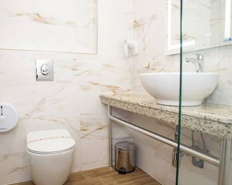 Hotel Forum City - Pazardzhik - Salle de bain