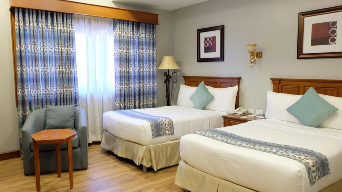 Paragon Hotel And Suites