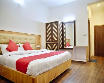 OYO Hotel Hadimba Manali - Manali - Habitación