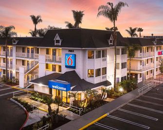 Motel 6-Buena Park, Ca - Knotts Berry Farm - Disneyland - Buena Park - Edifício