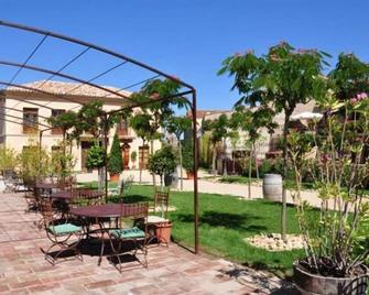 Vinauberge - Poilhes - Patio