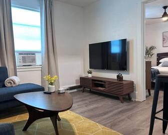 Modern Unit 313 at The George - Klamath Falls - Living room