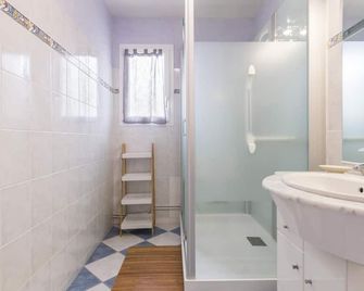 3-bedroom house, near beach, pets allowed, parking - Gouville-sur-Mer