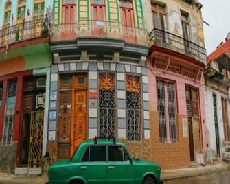 Casa Colonial Carmen - La Habana - Edificio