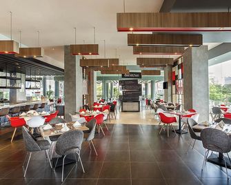 Ibis Manado City Center Boulevard - Manado - Restaurant