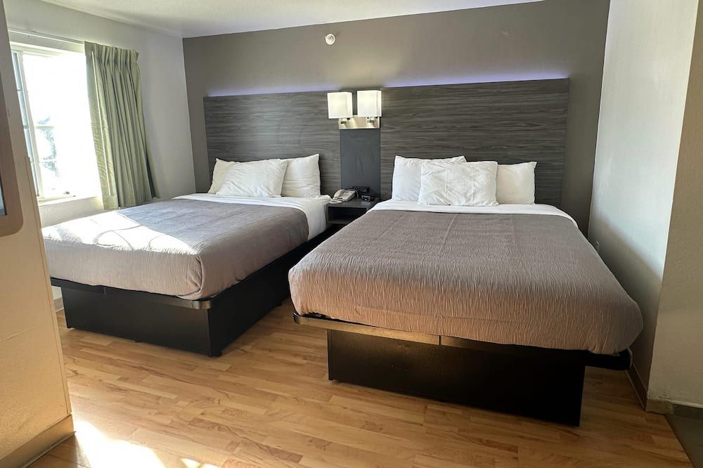 Quality Inn Fishers - Indianapolis thumbnail 3