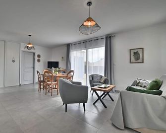 L'Instant Vert by Interhome - Le Château-d'Oléron - Wohnzimmer