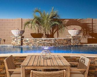 Heated pool, Spa & gorgeous House - Goodyear - Pool