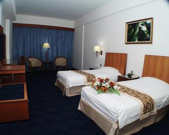 Kiulap Plaza Hotel - Bandar Seri Begawan - Schlafzimmer