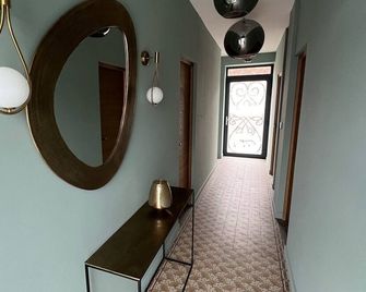 aux deux tours - Leval - Hallway