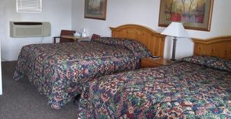 Circle S Lodge - Gering - Bedroom