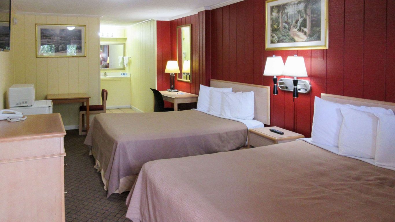 Rodeway Inn Kansas City Downtown Area