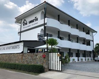 Roomquest One Bangsaray - Bang Sare - Edificio