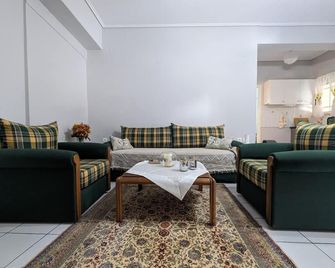 Central Apartment in Agios Konstantinos - Agios Konstantinos - Pokój dzienny