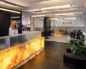 Hotel Aida - Praga - Recepción