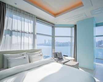 Oceanstay Hotel - Busan