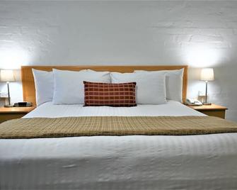 Grand Country Lodge Motel - Mittagong - Спальня