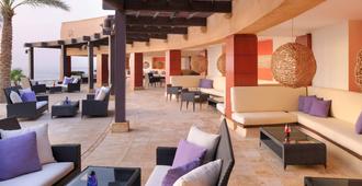 Mövenpick Resort & Spa Dead Sea - Sweimeh - Bar